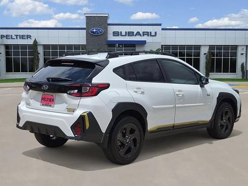 Used 2024 Subaru Crosstrek 2.5i Sport AWD/4WD image 9