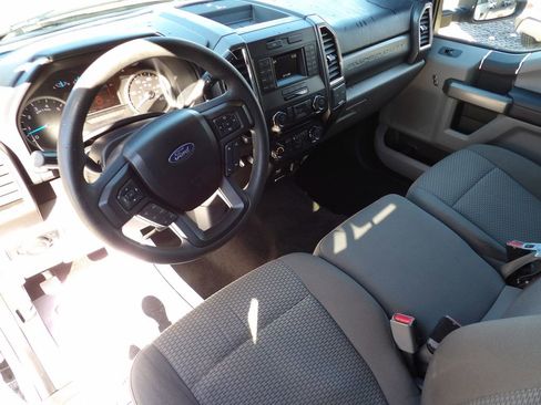 Used 2017 Ford F250 XLT image 12