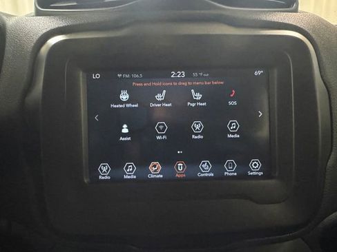 Used 2020 Jeep Renegade Latitude w/ Cold Weather Group AWD/4WD image 23
