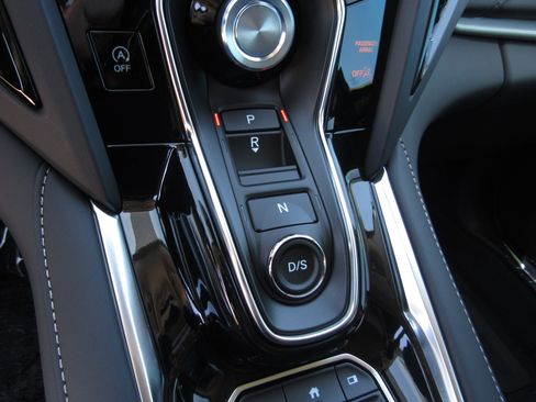 Certified 2025 Acura RDX SH-AWD w/ Technology Package image 19