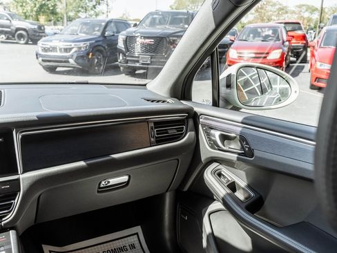 Used 2023 Porsche Macan GTS w/ Premium Package Plus image 15
