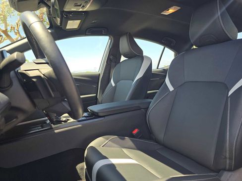 Certified 2025 Toyota Camry SE FWD image 22
