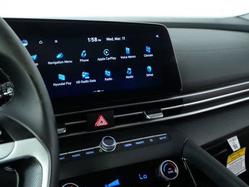 Certified 2023 Hyundai Elantra SEL w/ Convenience Package image 12