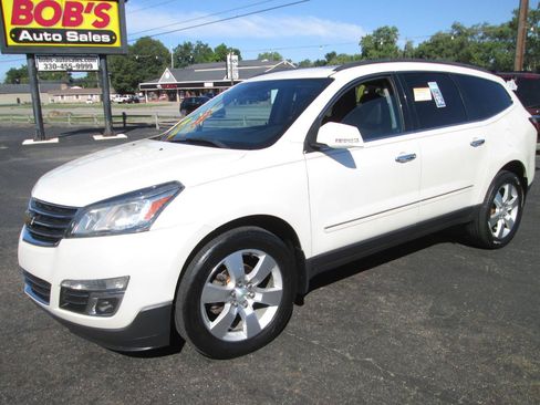 Used 2015 Chevrolet Traverse LTZ AWD/4WD image 2