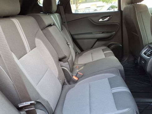 Used 2024 Chevrolet Blazer LT w/ Convenience Package FWD image 25