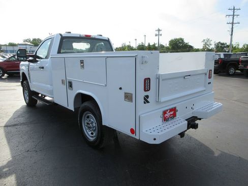 Used 2024 Ford F250 XL w/ Snow Plow Prep Package AWD/4WD image 7