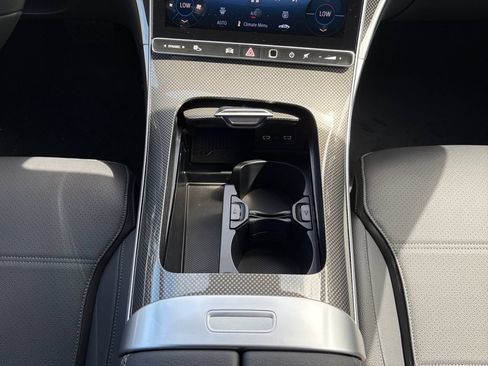 New 2026 Mercedes-Benz C 300 4MATIC Sedan image 12