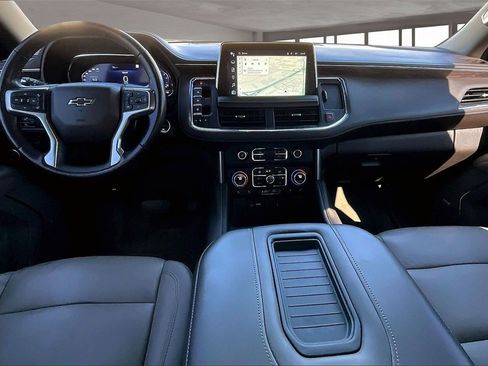 Used 2022 Chevrolet Tahoe Z71 w/ Luxury Package image 15