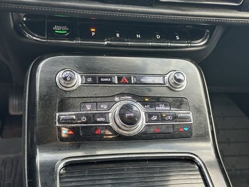 Used 2021 Lincoln Nautilus FWD w/ Equipment Group 101A image 25