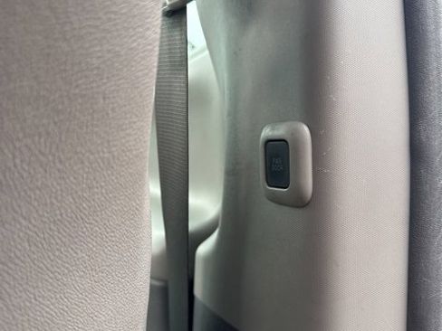 Used 2017 Toyota Sienna XLE w/ XLE Navigation Package image 19