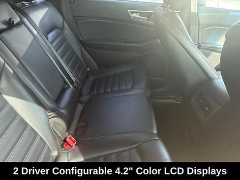 Used 2019 Ford Edge SEL w/ Equipment Group 201A FWD image 8