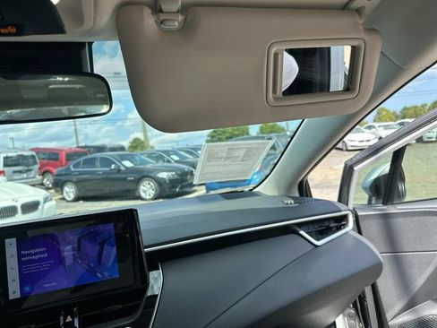 Used 2024 Toyota Corolla LE image 38