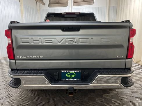 Certified 2021 Chevrolet Silverado 1500 LTZ w/ LTZ Premium Package AWD/4WD image 26