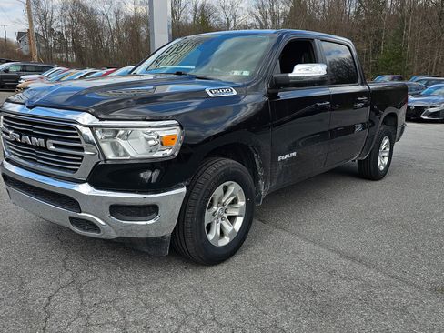 Used 2024 RAM 1500 Laramie AWD/4WD image 1