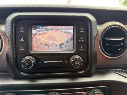 Used 2020 Jeep Wrangler Unlimited Sport S AWD/4WD image 26