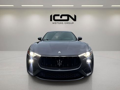 Used 2023 Maserati Levante Modena image 2