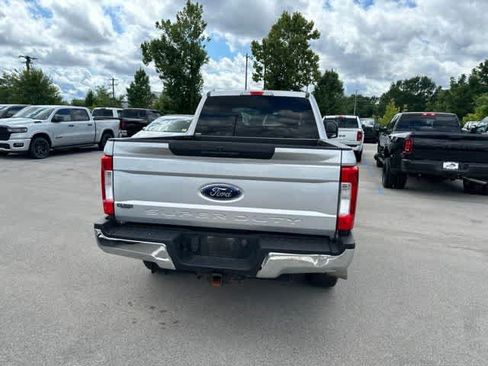 Used 2017 Ford F250 XLT AWD/4WD image 15