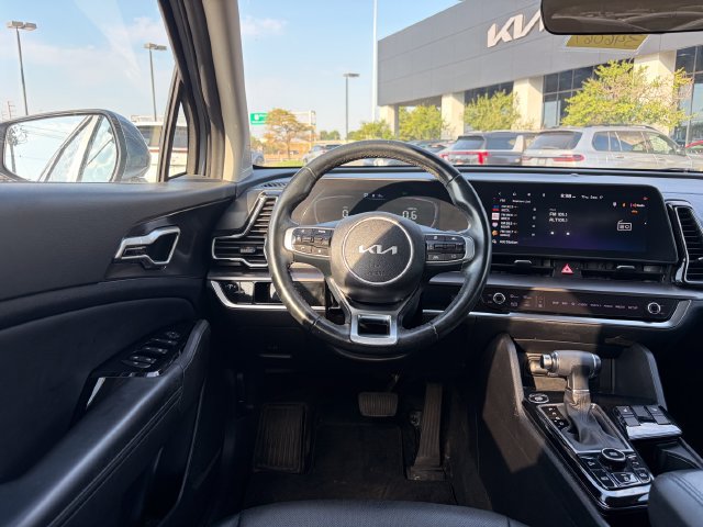 Certified 2024 Kia Sportage EX FWD image 9
