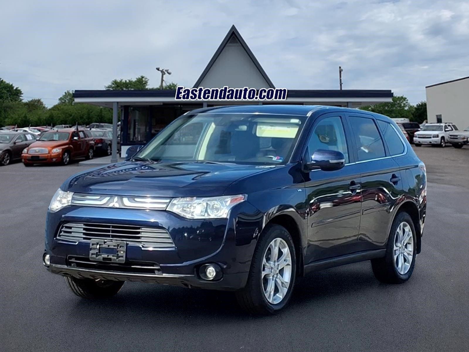 Used 2014 Mitsubishi Outlander GT AWD/4WD image 1