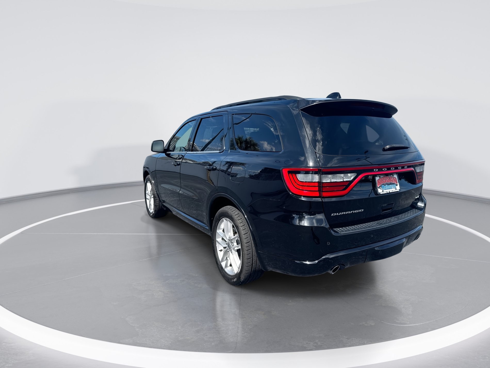 Used 2024 Dodge Durango GT RWD image 6