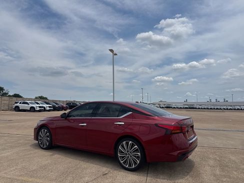Certified 2023 Nissan Altima 2.5 SL FWD image 15