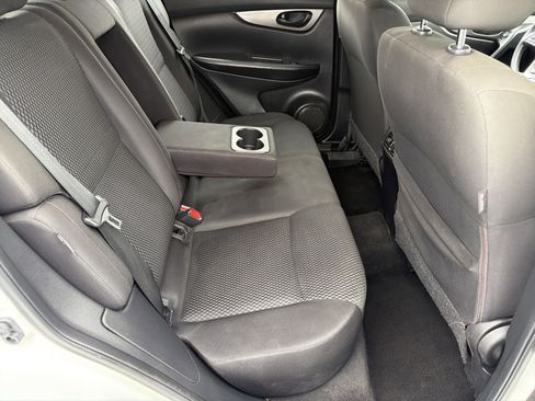 Used 2021 Nissan Rogue Sport S FWD image 13