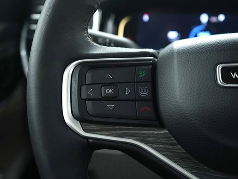 Used 2022 Jeep Wagoneer Series II w/ Premium Group I image 27