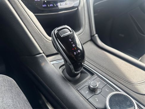 Used 2020 Cadillac XT5 Luxury FWD image 23