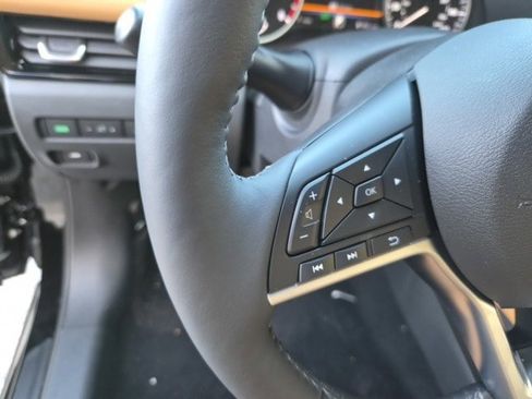 New 2025 Nissan Sentra SV w/ SV Premium Package image 20