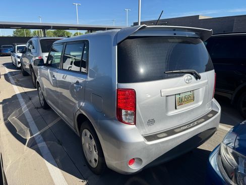 Used 2012 Scion xB image 3
