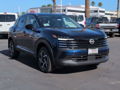 New 2026 Nissan Kicks SV image 6