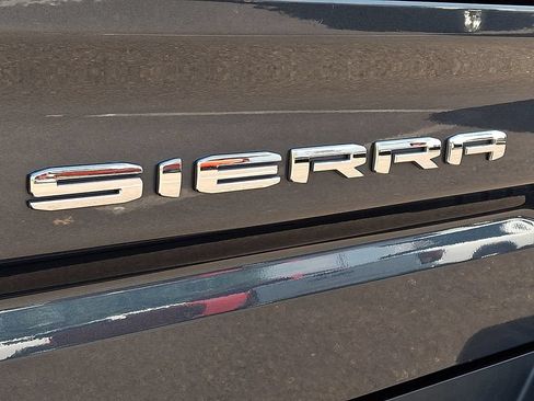 Used 2020 GMC Sierra 1500 SLT w/ SLT Premium Package AWD/4WD image 33