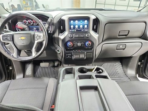 Used 2022 Chevrolet Silverado 3500 LT w/ Convenience Package image 25