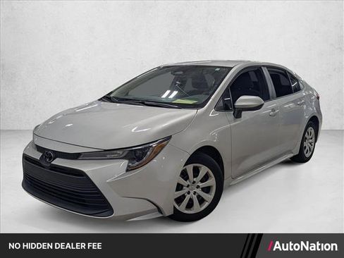 Used 2024 Toyota Corolla LE FWD image 1