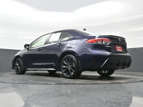 Used 2024 Toyota Corolla SE image 30