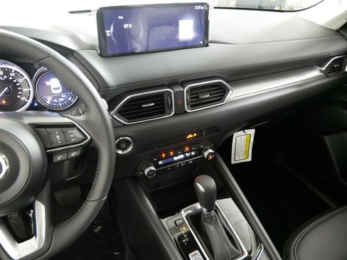 New 2025 MAZDA CX-5 AWD 2.5 S w/ Preferred Package image 5