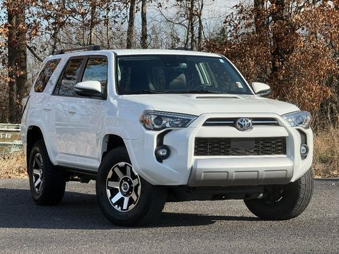Used 2021 Toyota 4Runner TRD Off-Road Premium image 13