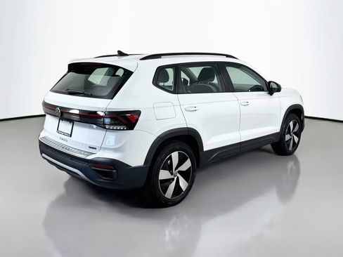 Certified 2025 Volkswagen Taos S AWD/4WD image 9
