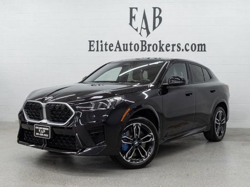 Used 2025 BMW X2 xDrive28i AWD/4WD image 1