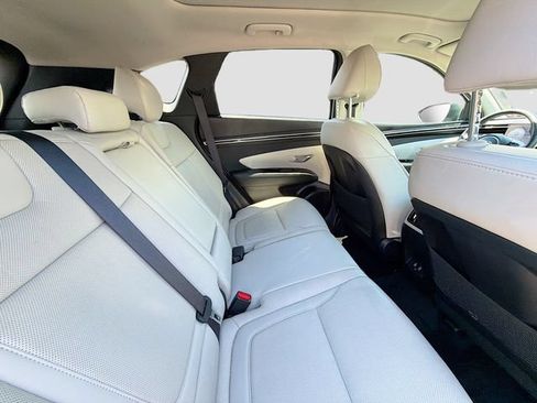 Certified 2024 Hyundai Tucson Limited FWD image 28