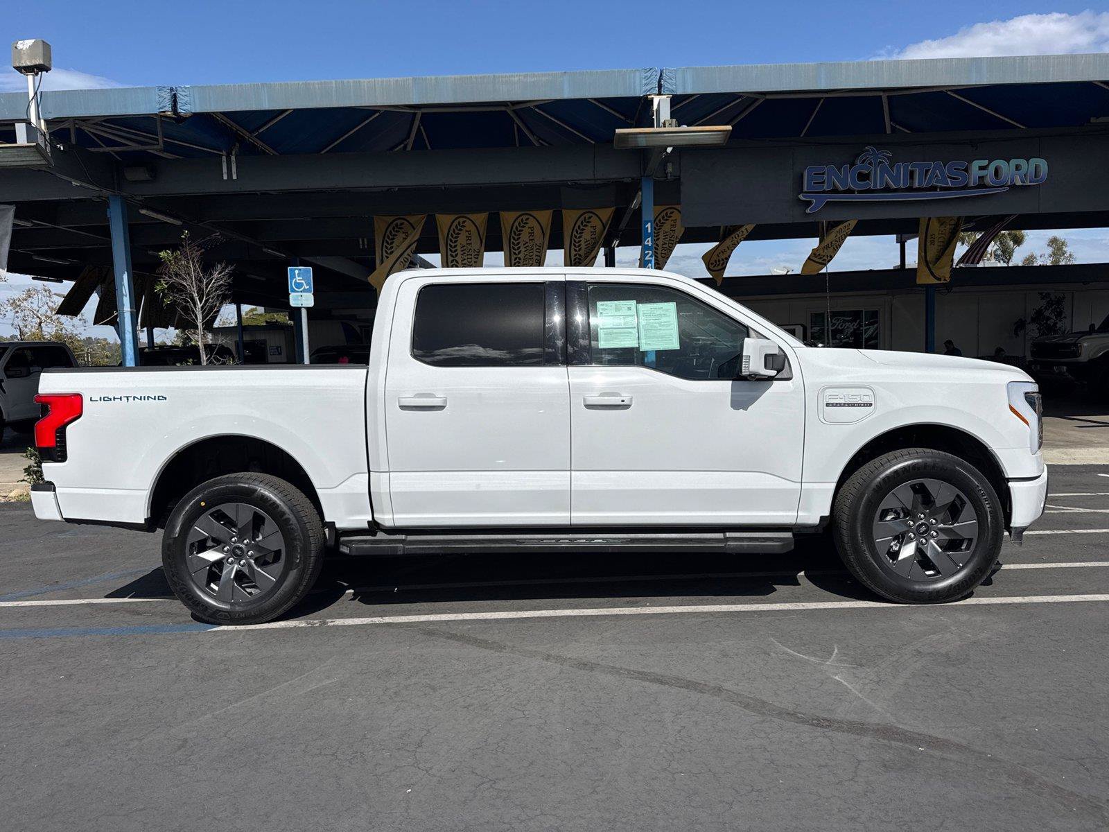 Certified 2023 Ford F150 Lightning Lariat AWD/4WD image 7