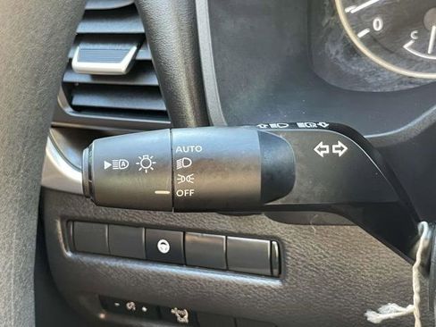 Certified 2023 Nissan Rogue SV image 21