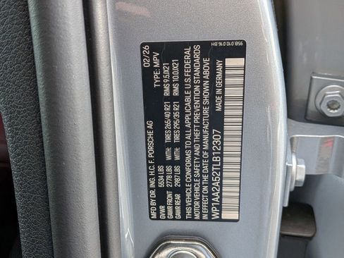 New 2026 Porsche Macan image 29