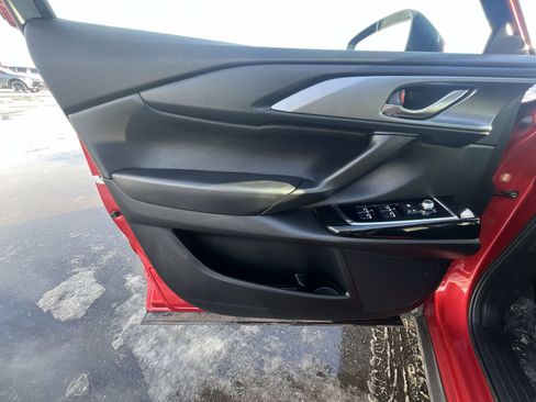 Used 2023 MAZDA CX-9 Touring image 23