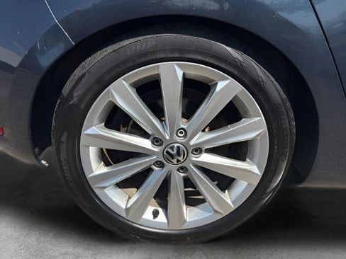 Used 2013 Volkswagen Golf TDI FWD image 22