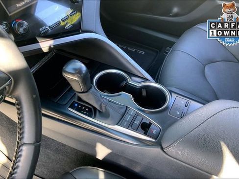 Used 2020 Toyota Camry XSE FWD image 17