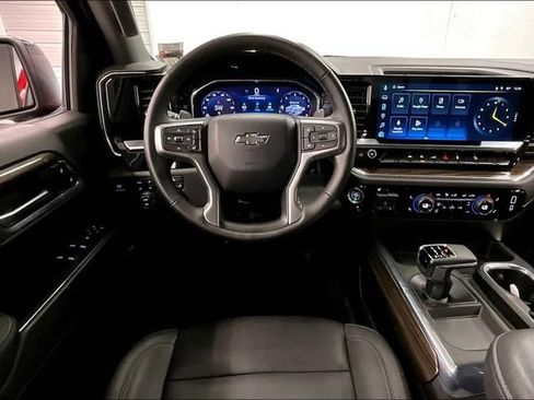 Used 2024 Chevrolet Silverado 1500 RST w/ Convenience Package II AWD/4WD image 6