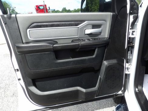 Used 2021 RAM 2500 Big Horn AWD/4WD image 14