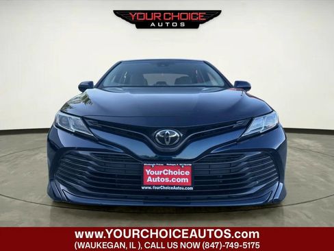 Used 2018 Toyota Camry LE FWD image 8
