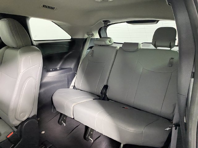 Used 2025 Toyota Sienna XLE FWD image 14